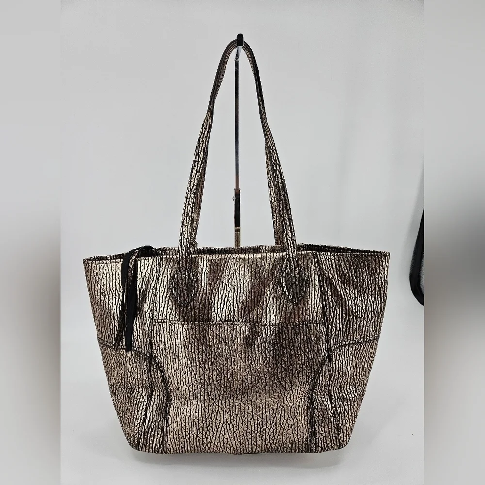 Aimee Kestenberg Leather Shoulder / Tote Bage Purse - Rose Gold & Black